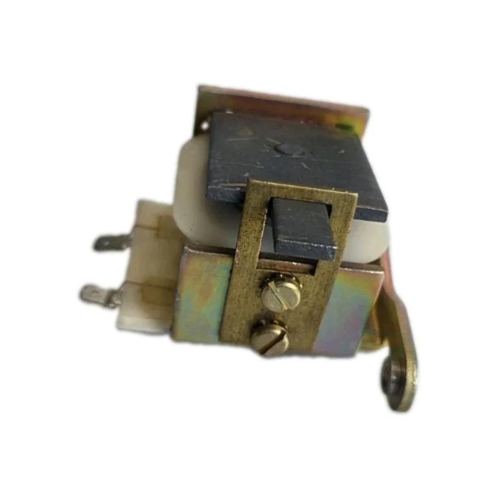 Westinghouse S-151D786G08 Shunt Trip Coil 125VDC
